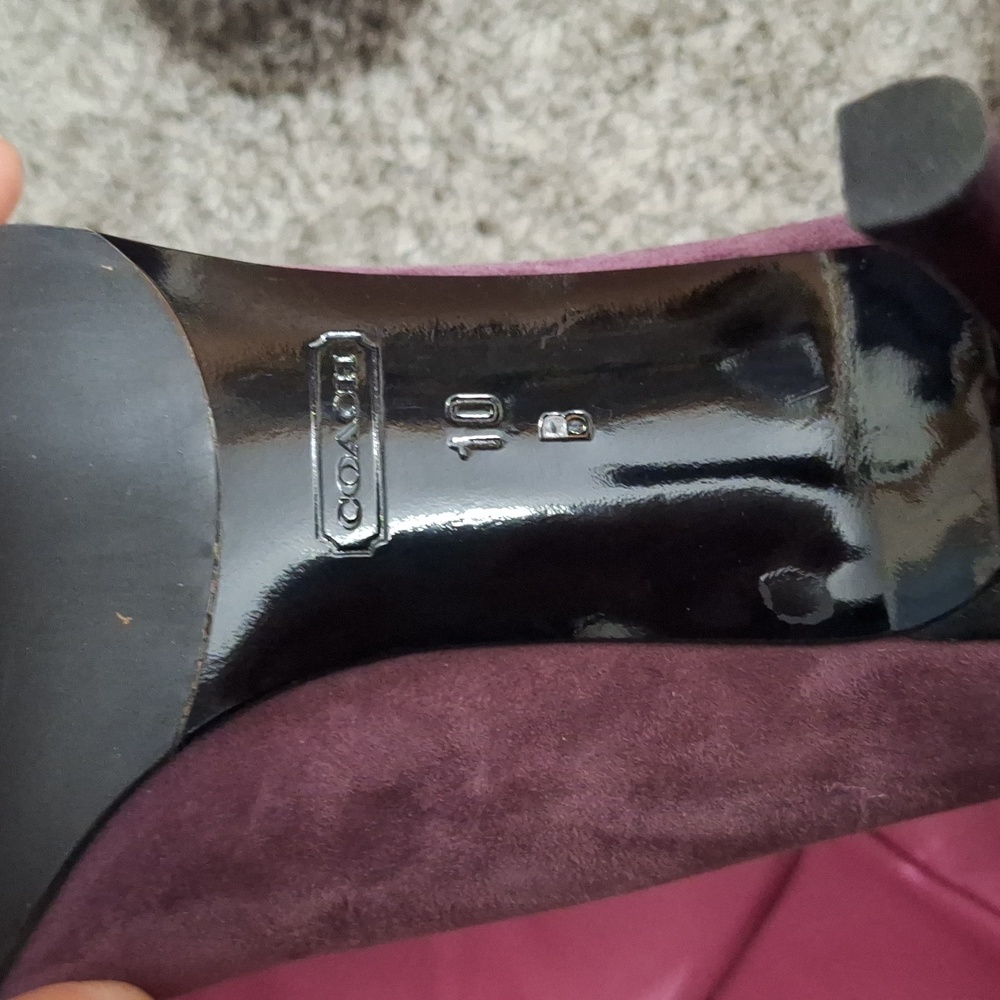 Coach "Aubry" leather suede slip-on loafer heels brass accent - 10 - merlot red - Picture 9 of 11